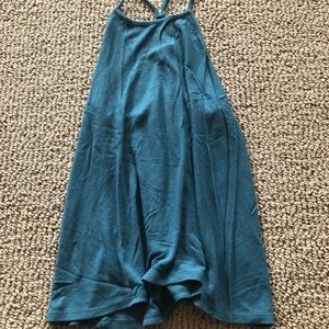 blue old navy tank top